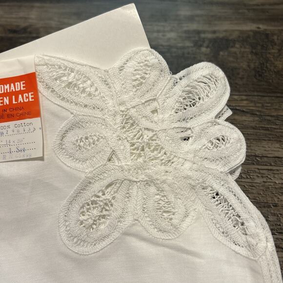 Vintage Battenburg Lace white Placemats & cloth Napkins NEW Set Of 4 - Picture 5 of 6